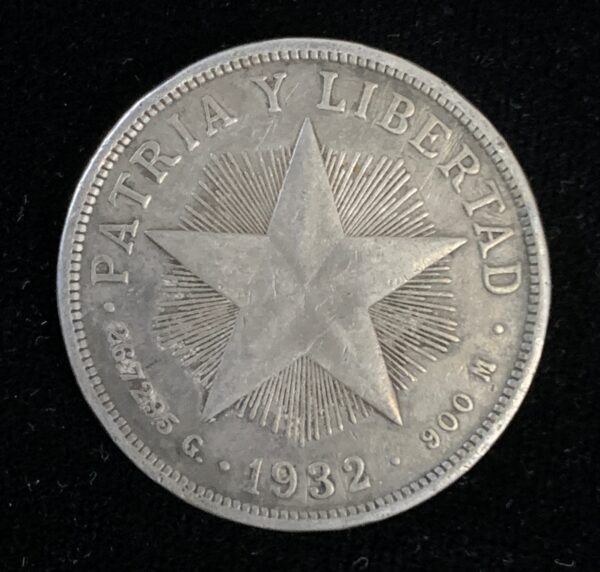 1932 Cuba Star Peso VF